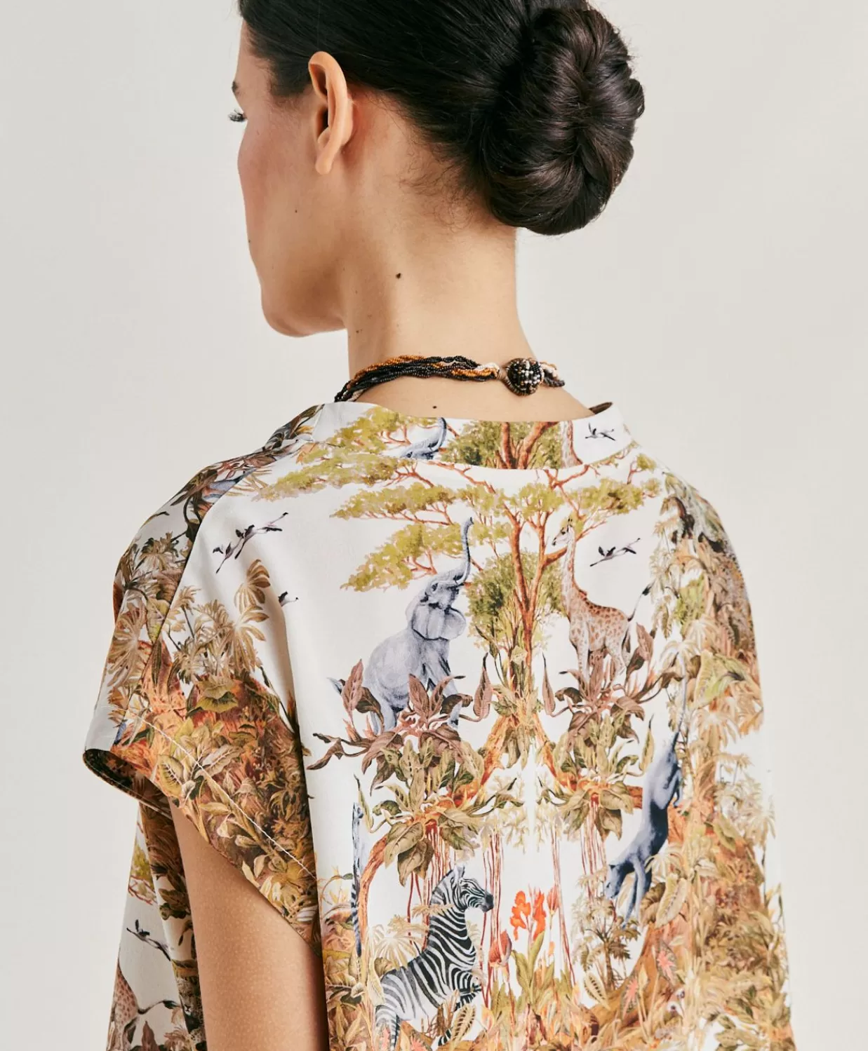 Bluse E Camicie>Momoni Blusa Curacao In Crepe De Chine - Panna / Multicolor